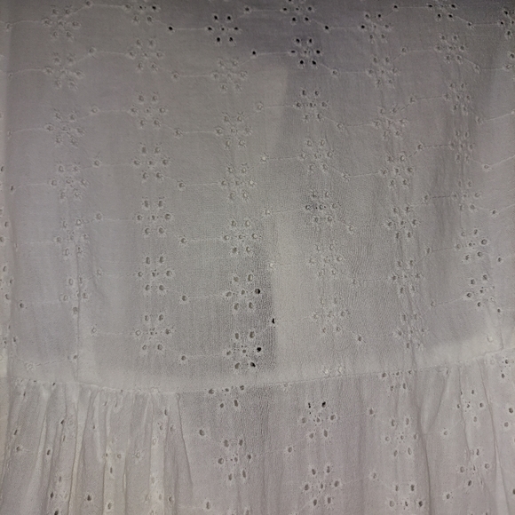 Milano~White Embroidered Eyelet Lightweight Cardigan Jacket Y2K - Picture 4 of 15